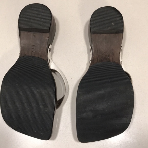 Vintage Candies White Leather-Wooden platform -flip flop Size 6 - FUN -Unique! - Picture 10 of 14